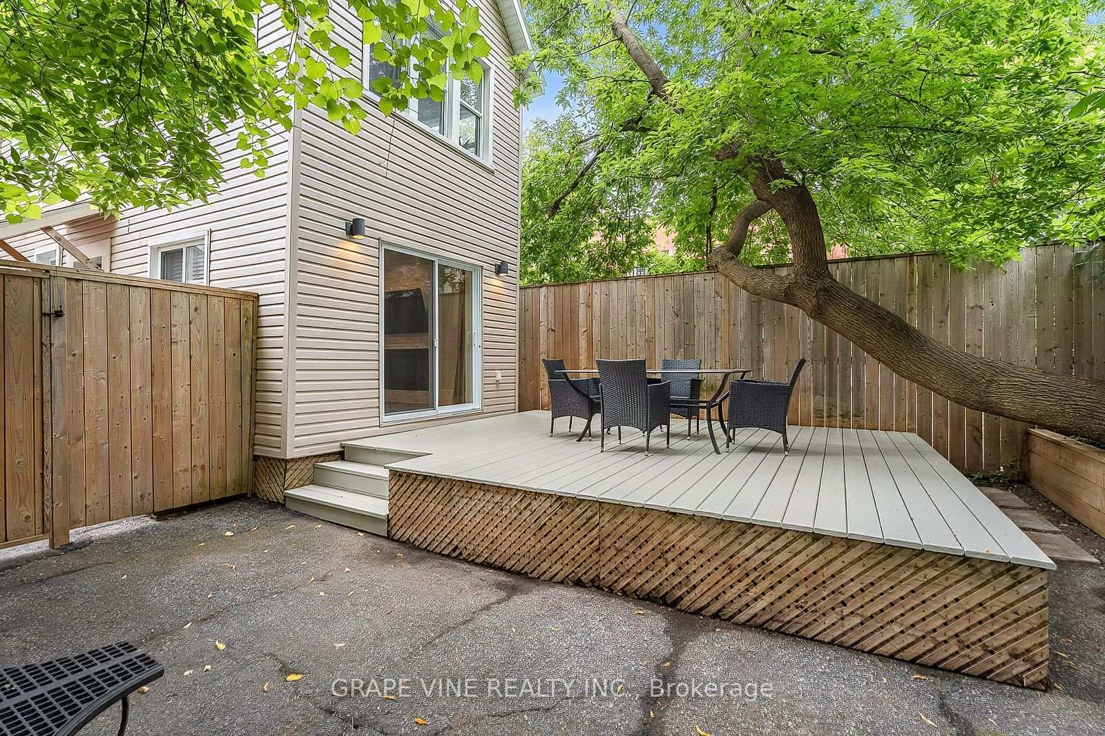 119 Frank Street • Ottawa, ON photo 39