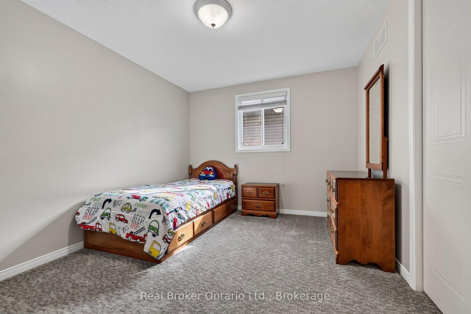 203 Country Club Drive • Guelph, ON photo 27