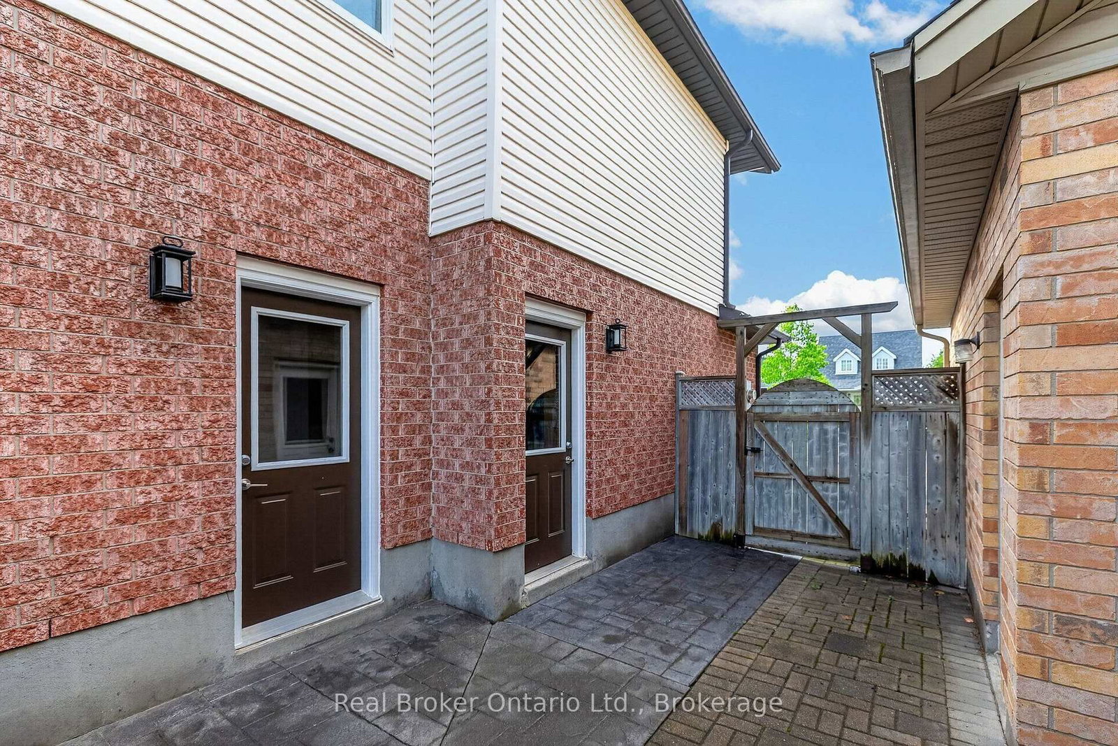 203 Country Club Drive • Guelph, ON photo 41