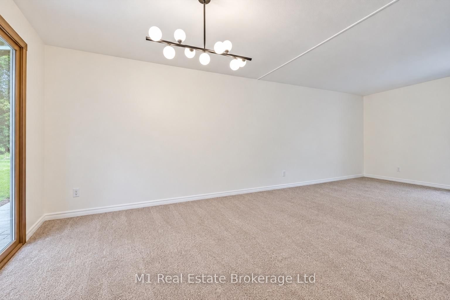 610 St David Street S • Centre Wellington, ON photo 12