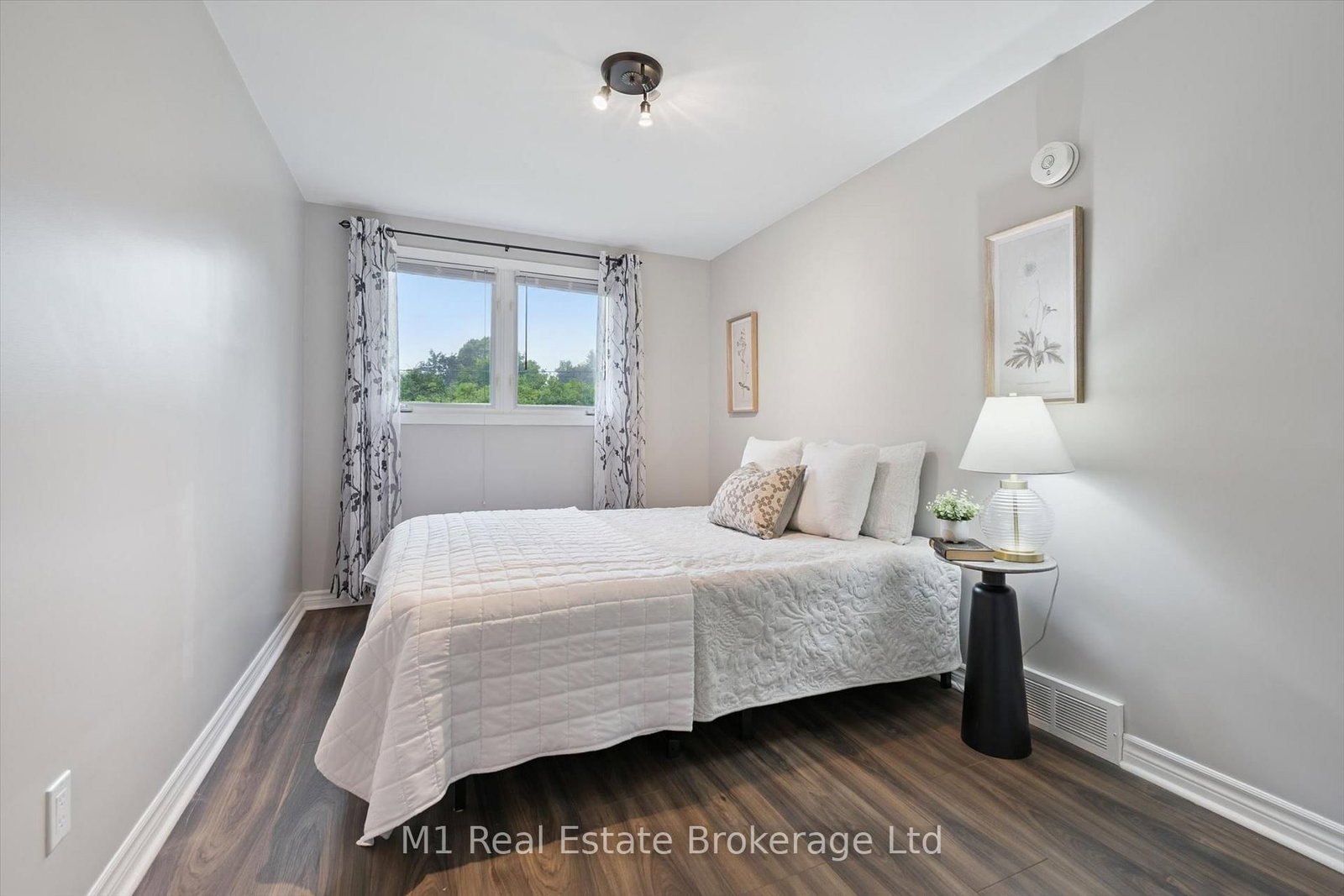 610 St David Street S • Centre Wellington, ON photo 39