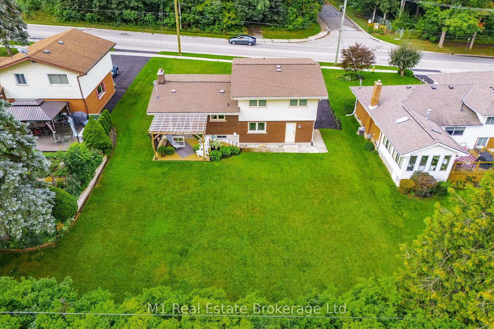 610 St David Street S • Centre Wellington, ON photo 48
