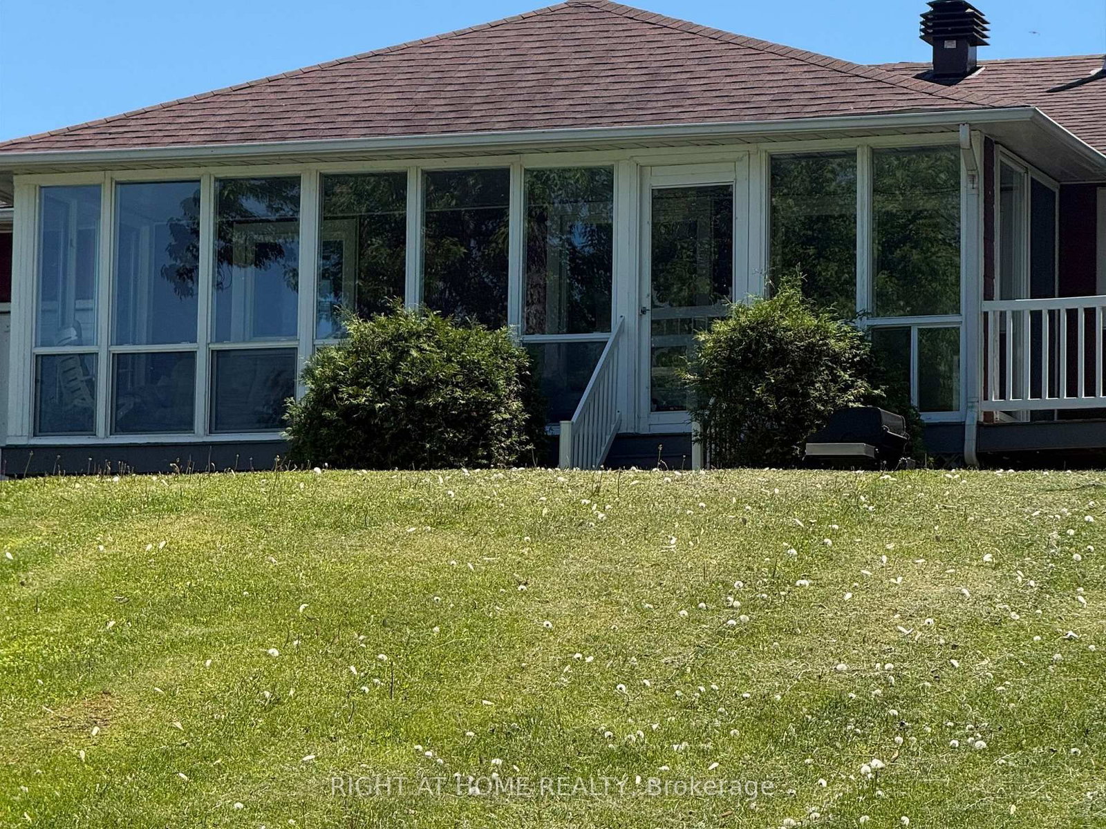 1103 Conc 1 Alfred Road • Alfred and Plantagenet, ON photo 6