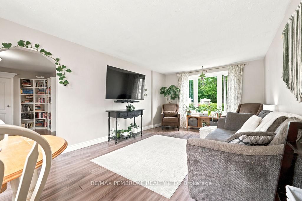 143 Schwanz Road • Petawawa, ON photo 15