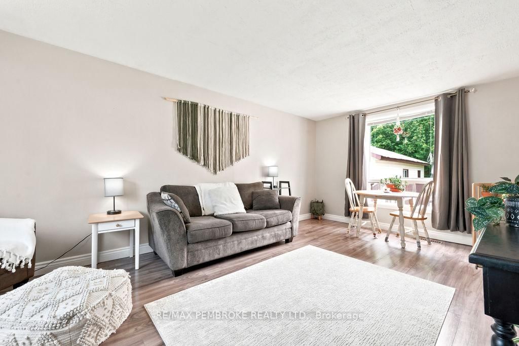 143 Schwanz Road • Petawawa, ON photo 17