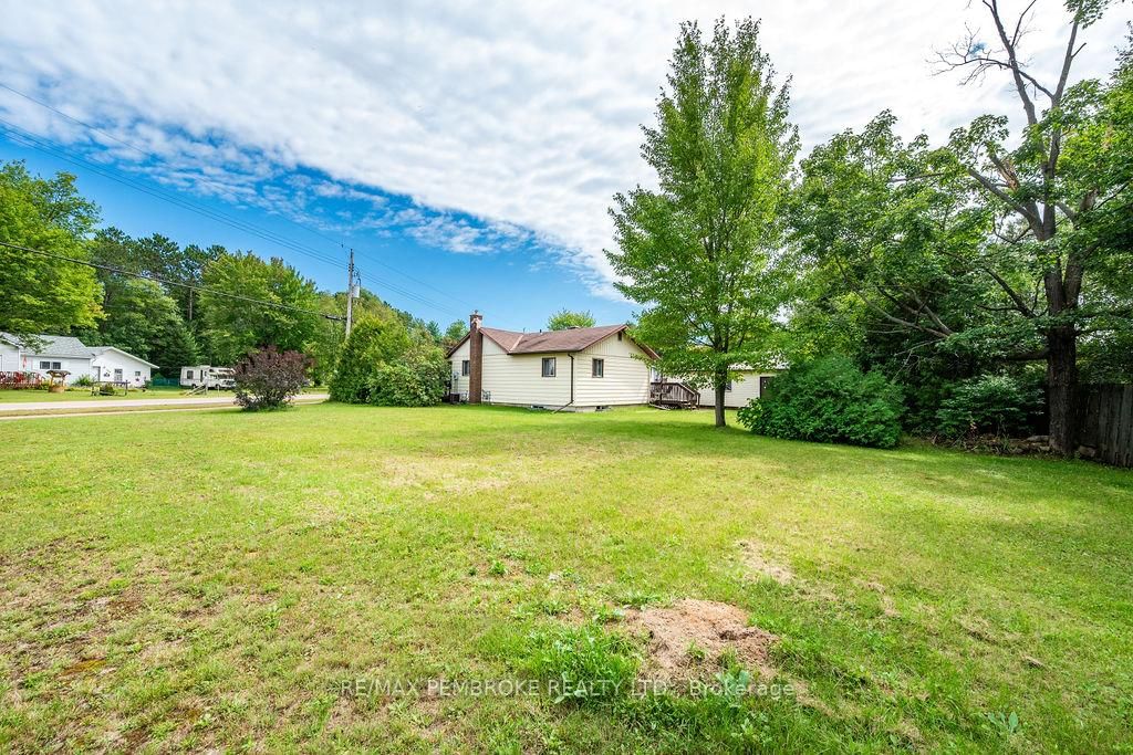 143 Schwanz Road • Petawawa, ON photo 34