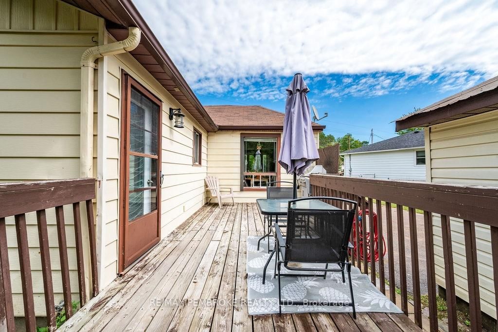 143 Schwanz Road • Petawawa, ON photo 8