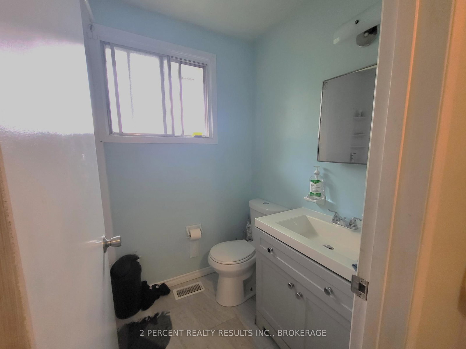 928 Oakview Avenue • Kingston, ON photo 9