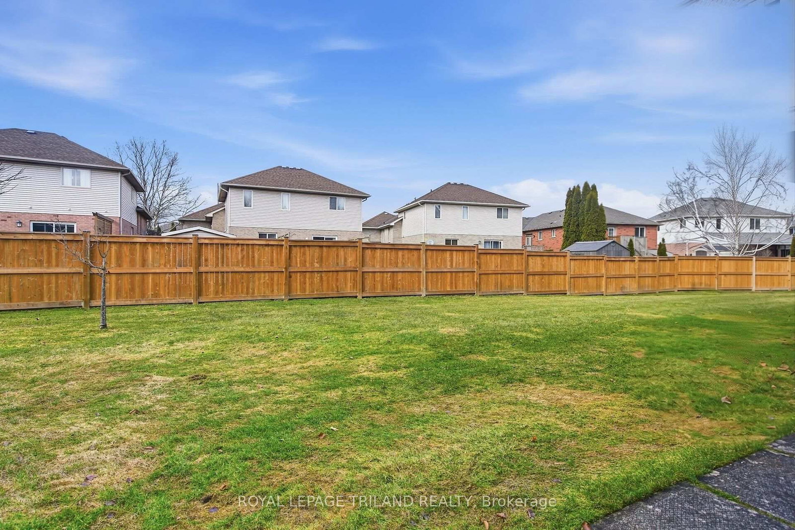 20 Windemere Place • #10 • St. Thomas, ON photo 32