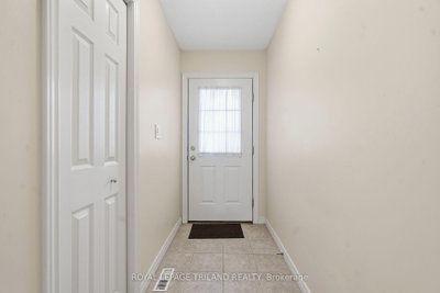 20 Windemere Place • #10 • St. Thomas, ON photo 5
