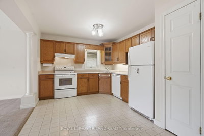 20 Windemere Place • #10 • St. Thomas, ON photo 8