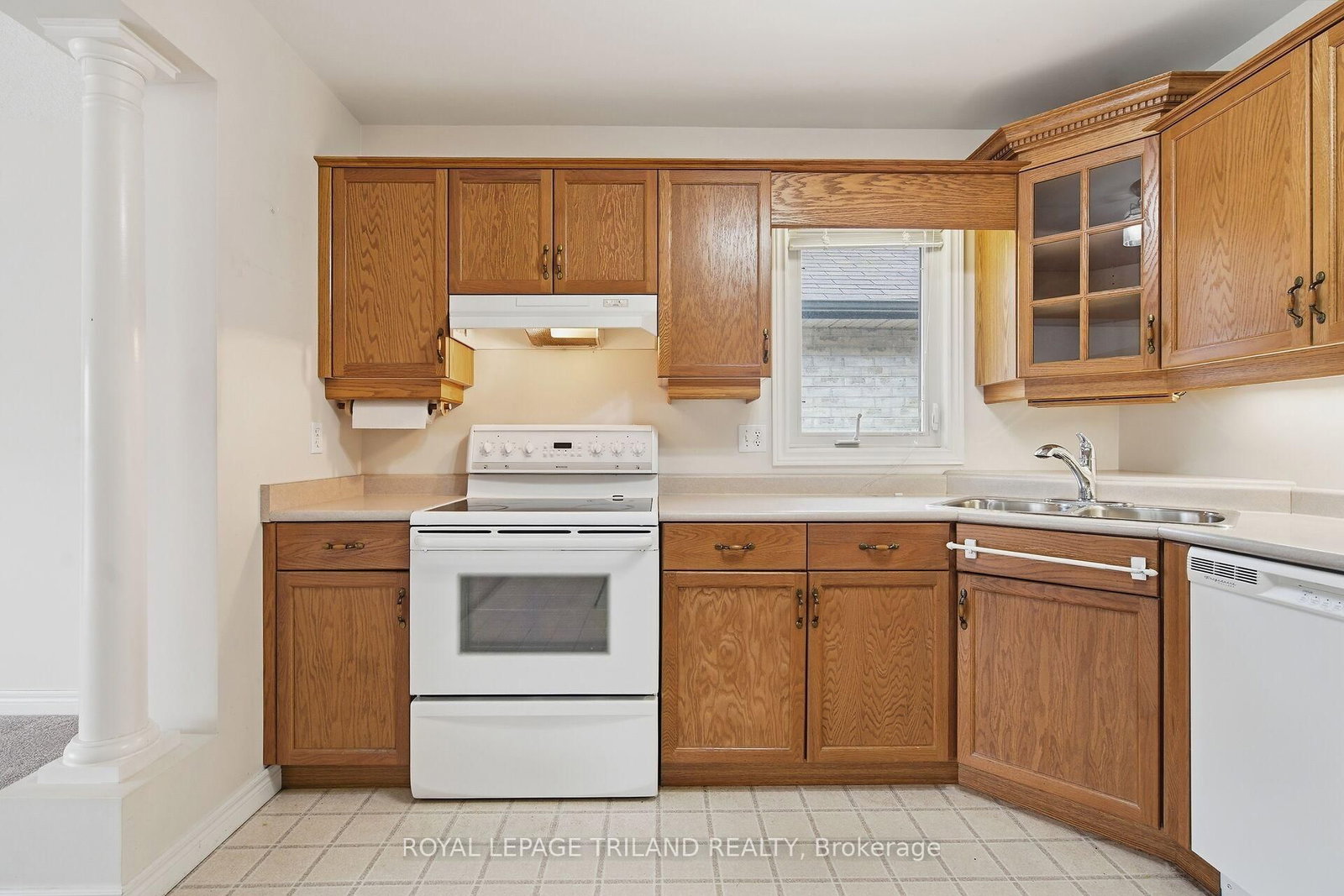 20 Windemere Place • #10 • St. Thomas, ON photo 9