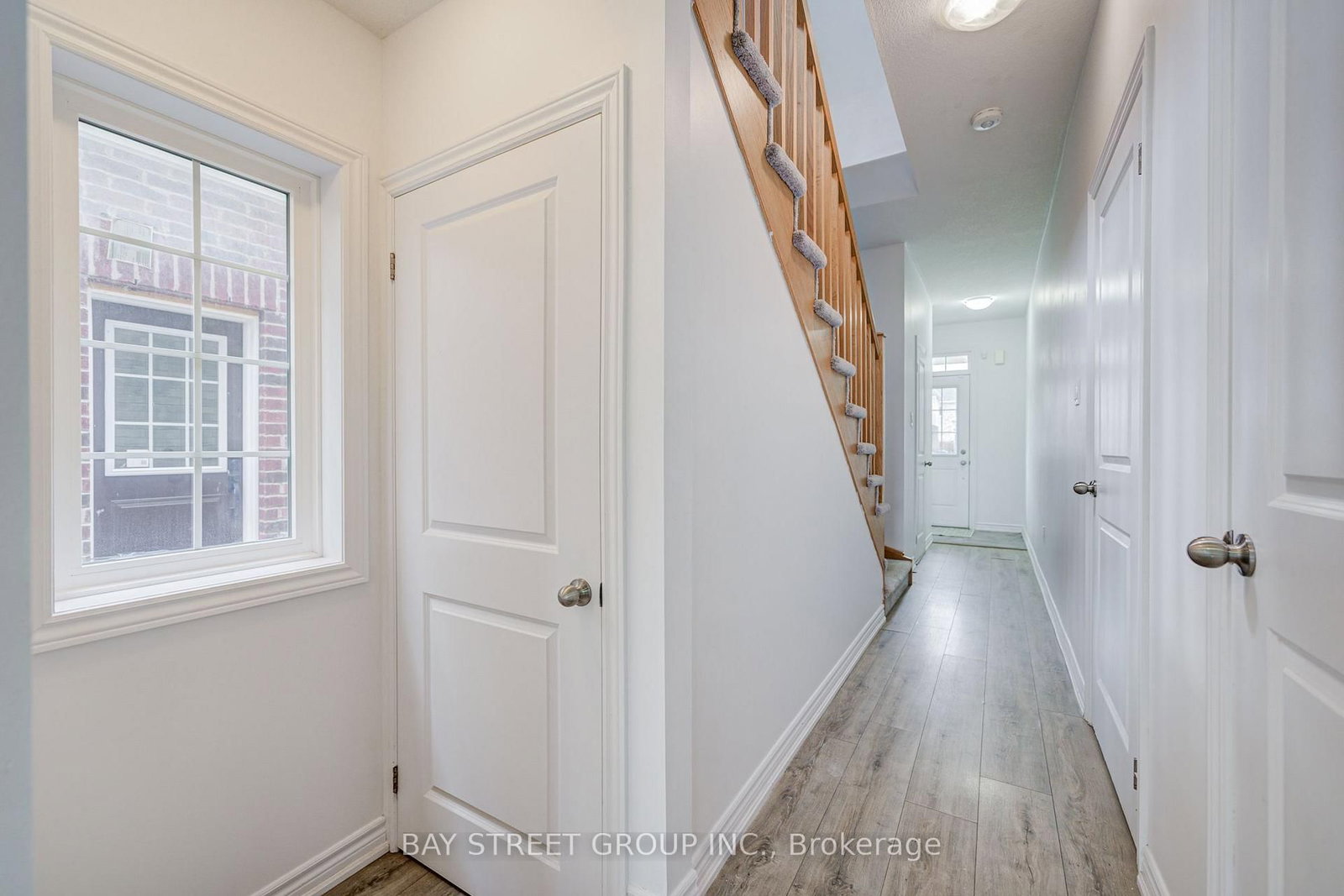 10 Elsegood Drive • Guelph, ON photo 8