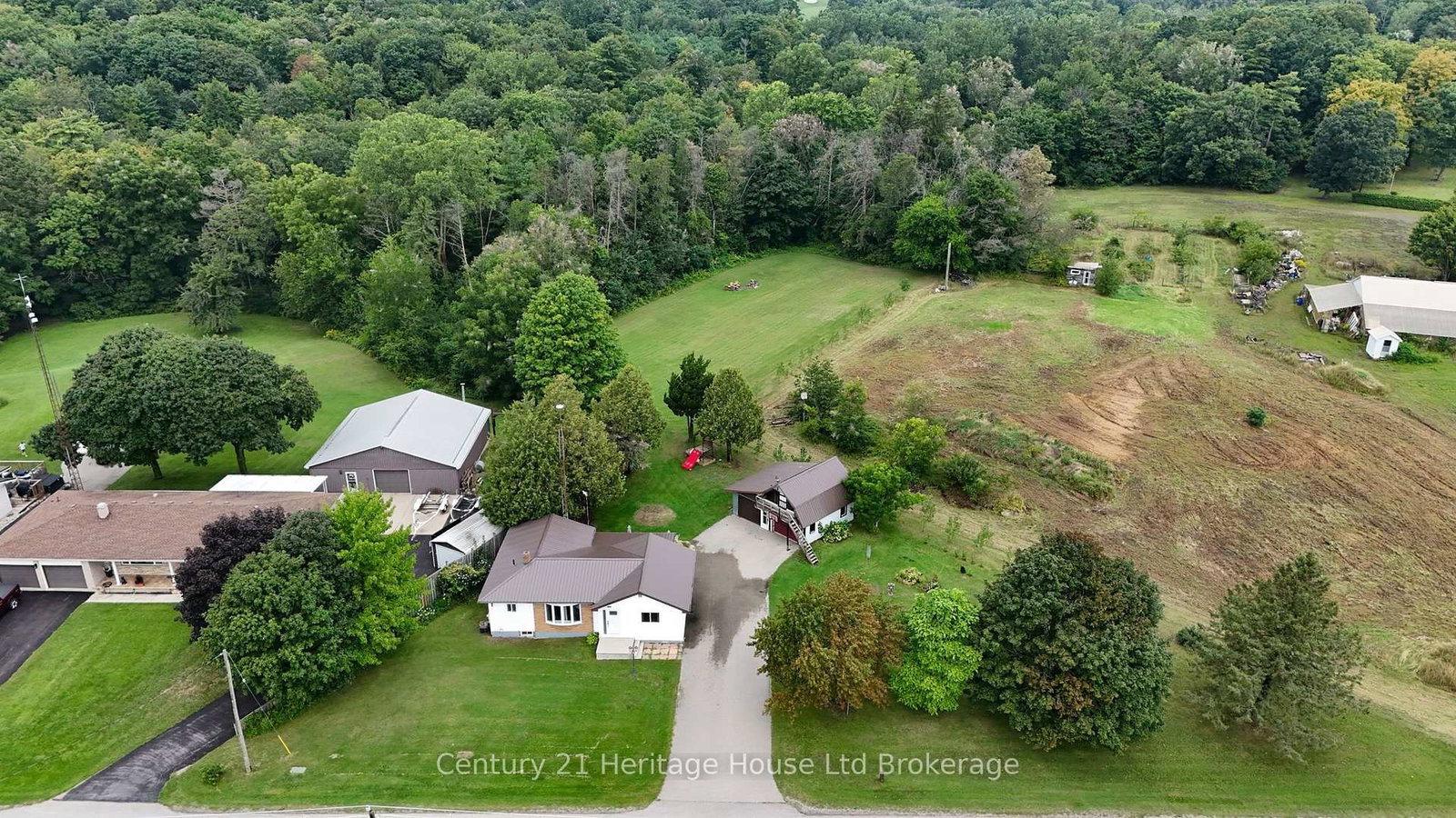 185559 Cornell Road • Norwich, ON photo 1
