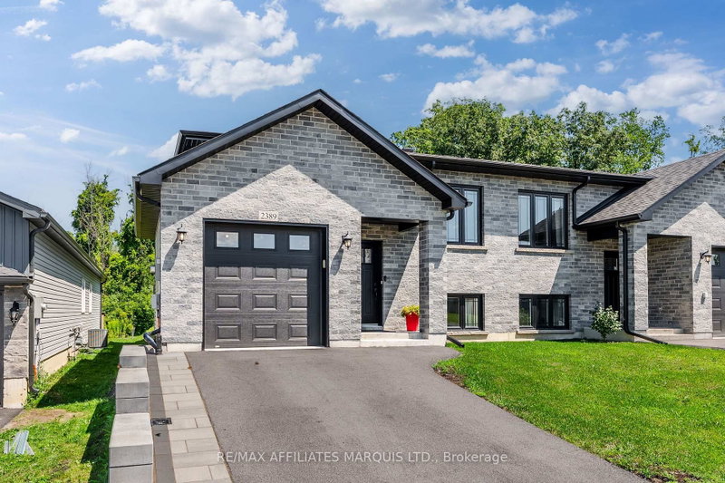 2389 Watson Crescent