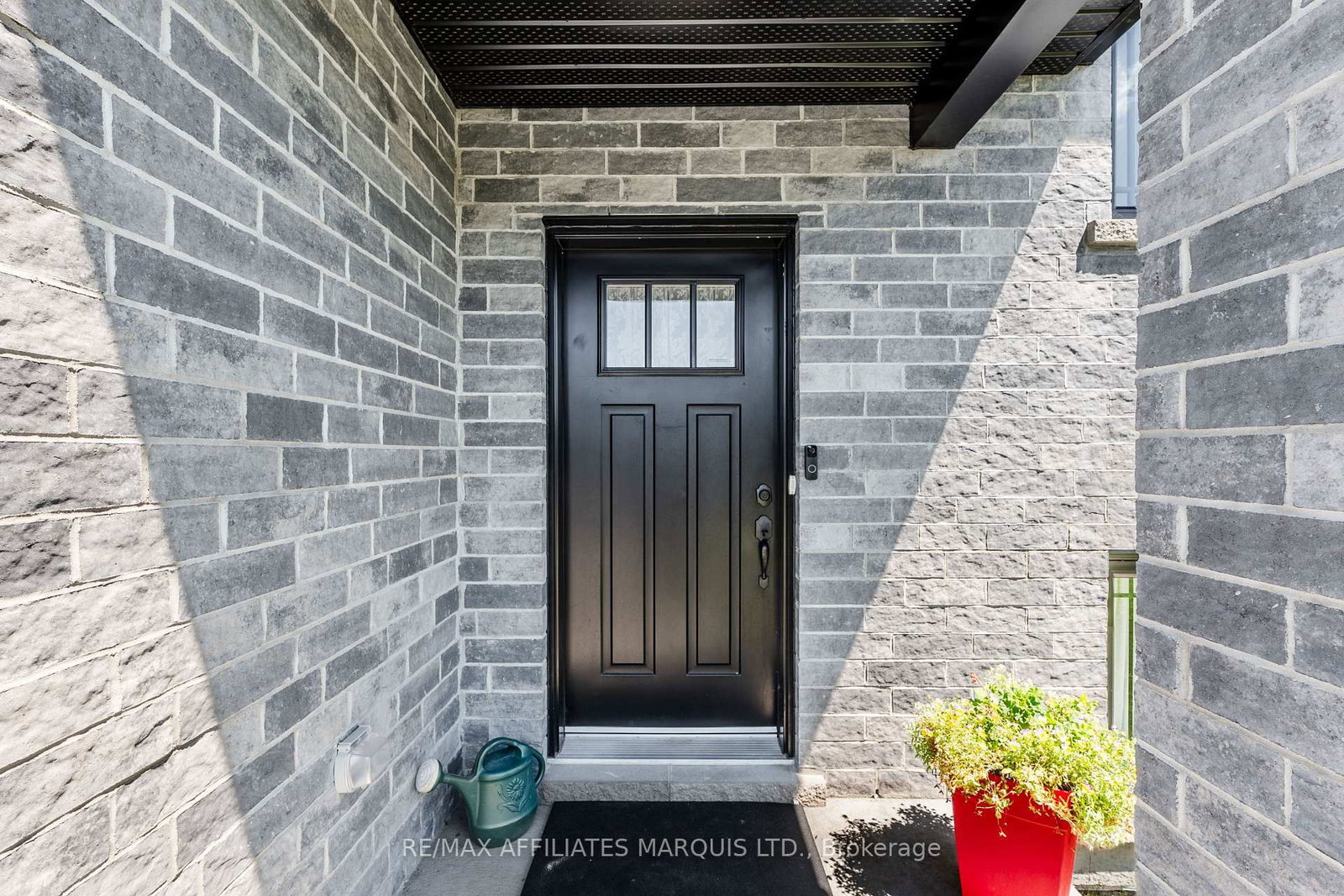 2389 Watson Crescent • Cornwall, ON photo 4