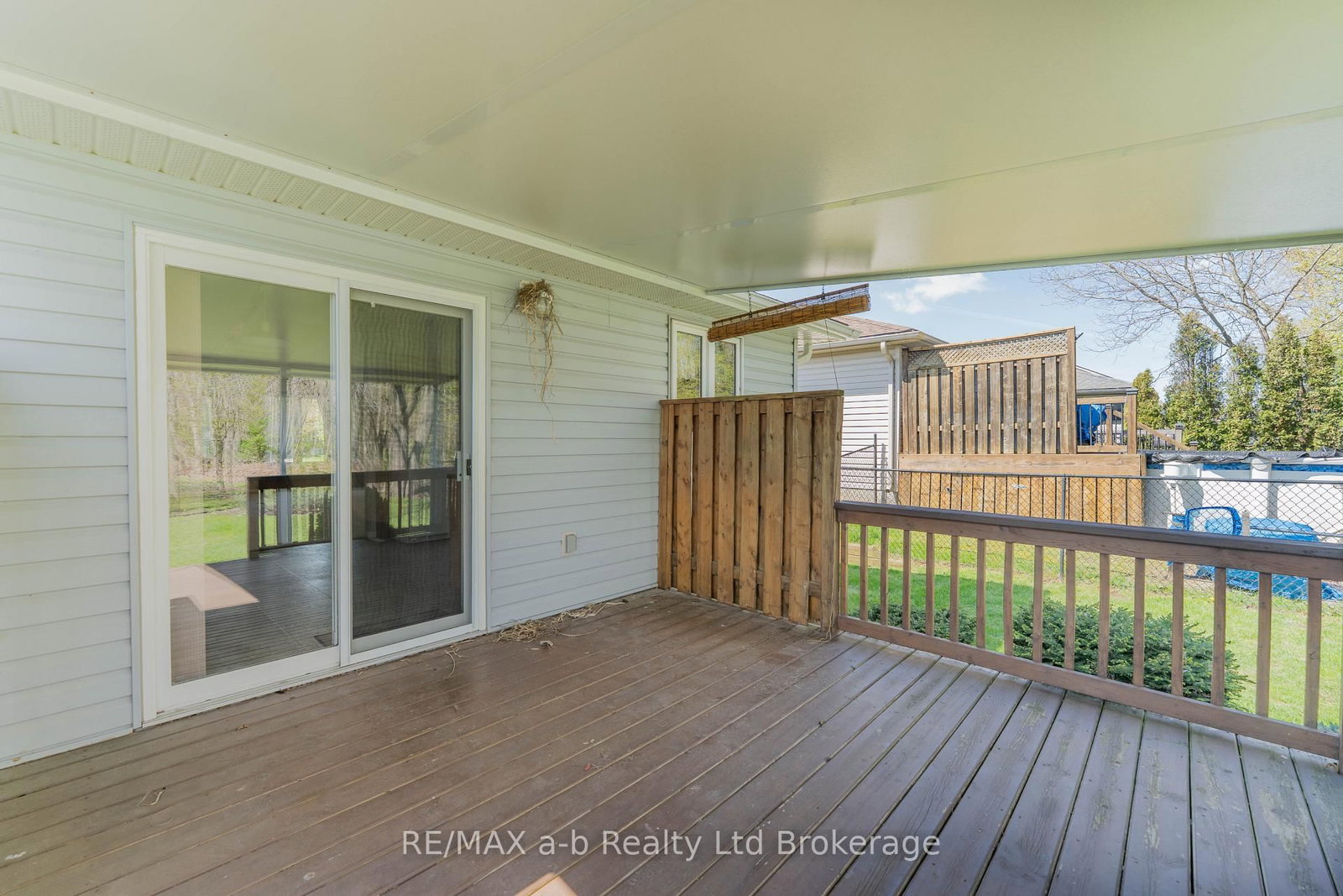 44 Beech Boulevard • Tillsonburg, ON photo 33