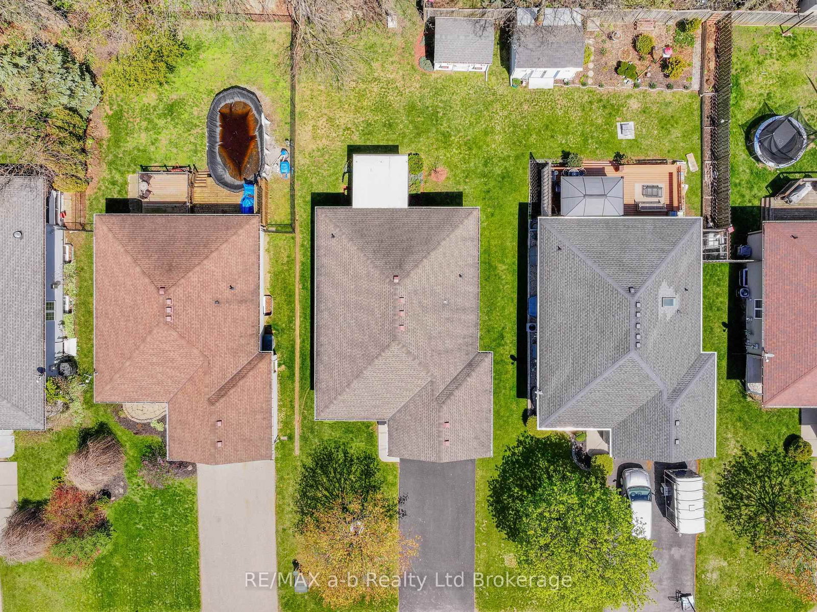 44 Beech Boulevard • Tillsonburg, ON photo 39