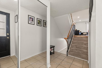 16 Stamford Private • Ottawa, ON photo 4