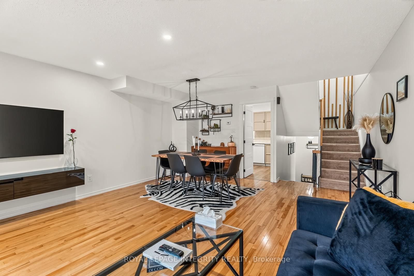 16 Stamford Private • Ottawa, ON photo 9