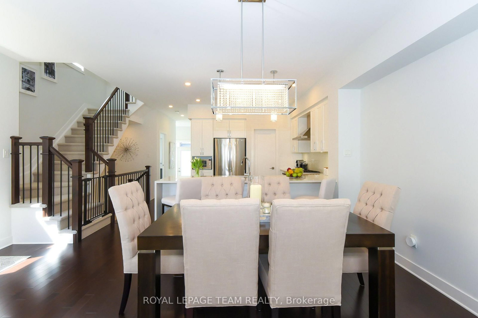 725 Capricorn Circle • Ottawa, ON photo 10