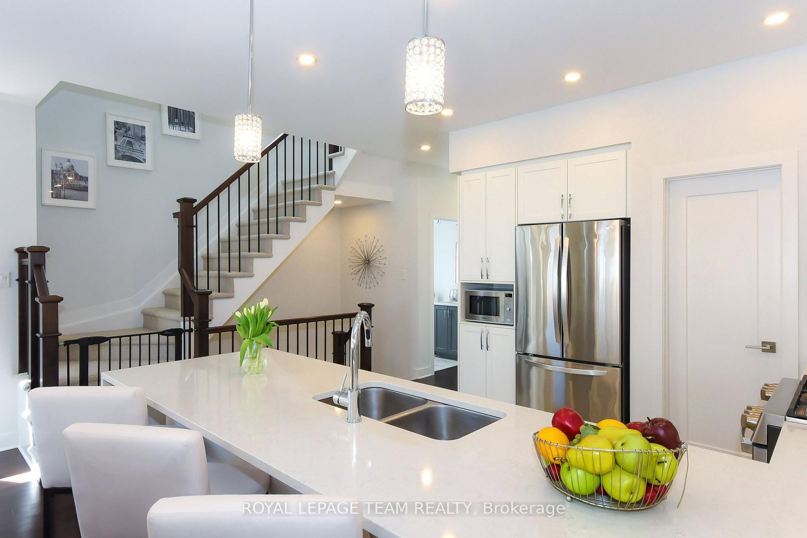 725 Capricorn Circle • Ottawa, ON photo 12