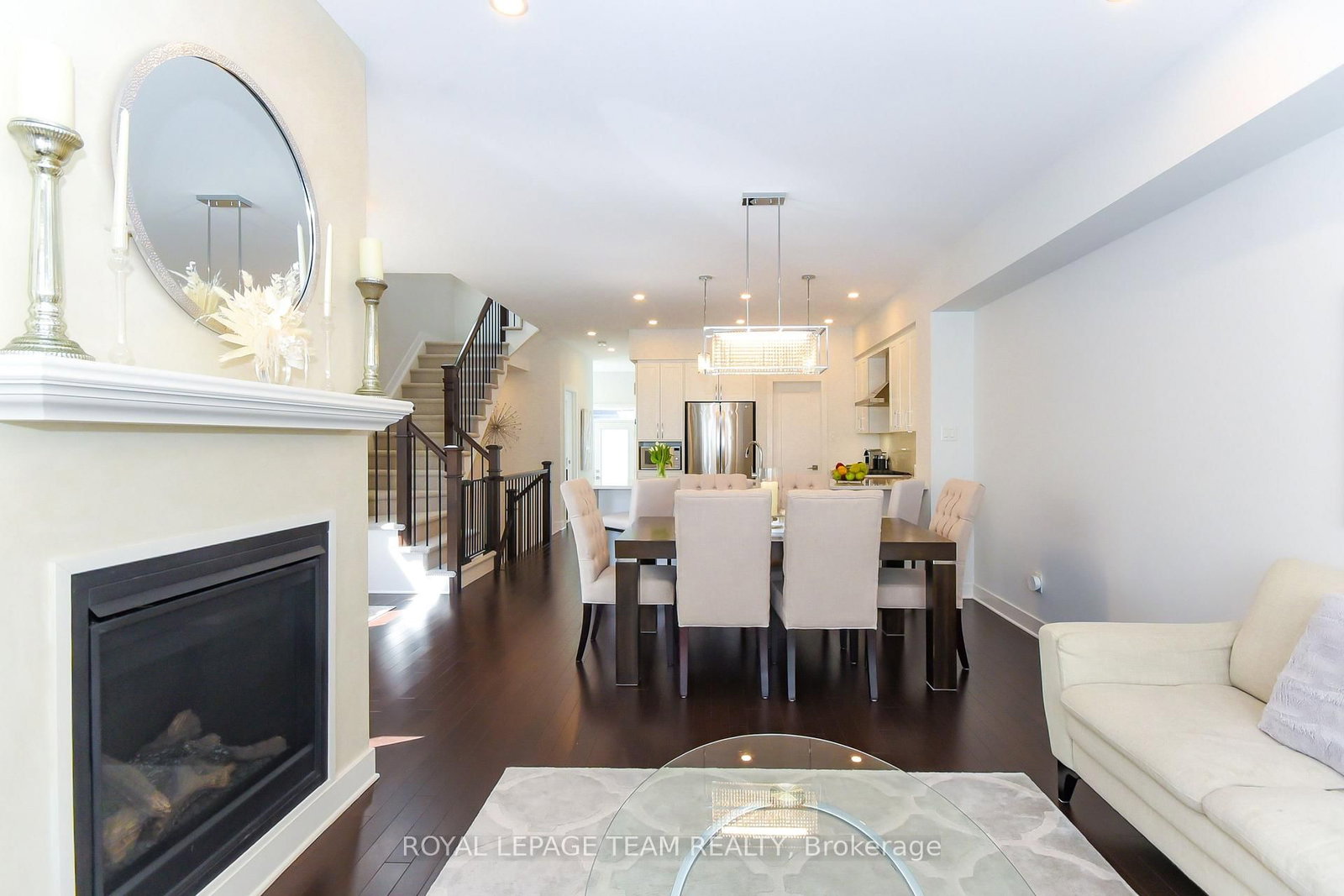 725 Capricorn Circle • Ottawa, ON photo 26