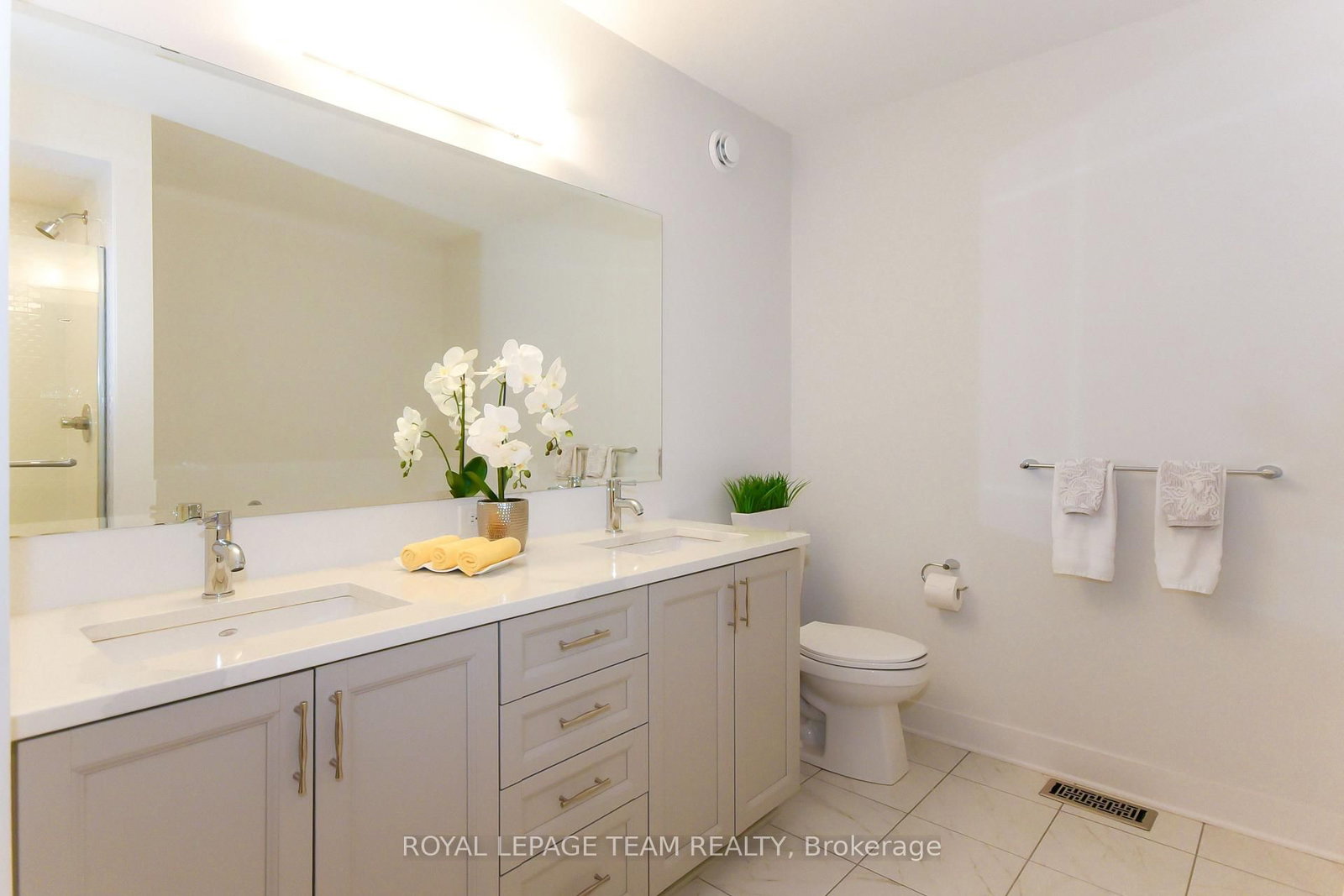 725 Capricorn Circle • Ottawa, ON photo 32