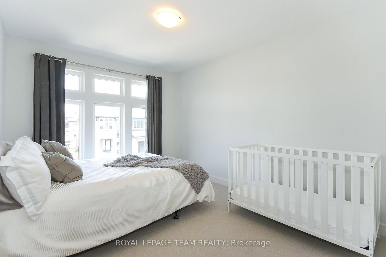 725 Capricorn Circle • Ottawa, ON photo 37