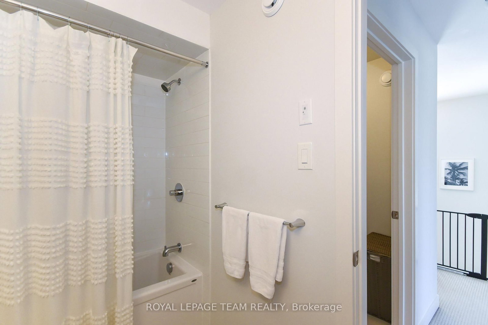 725 Capricorn Circle • Ottawa, ON photo 40