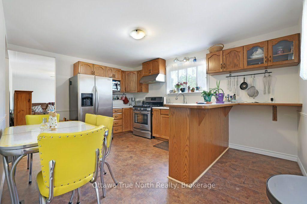 45 Alston Street • White Lake, ON photo 15