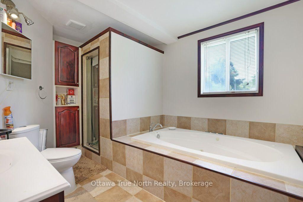 45 Alston Street • White Lake, ON photo 19