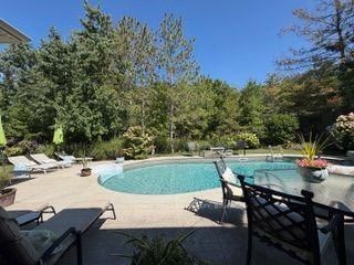 1824 Upper West Avenue • London South, ON photo 36