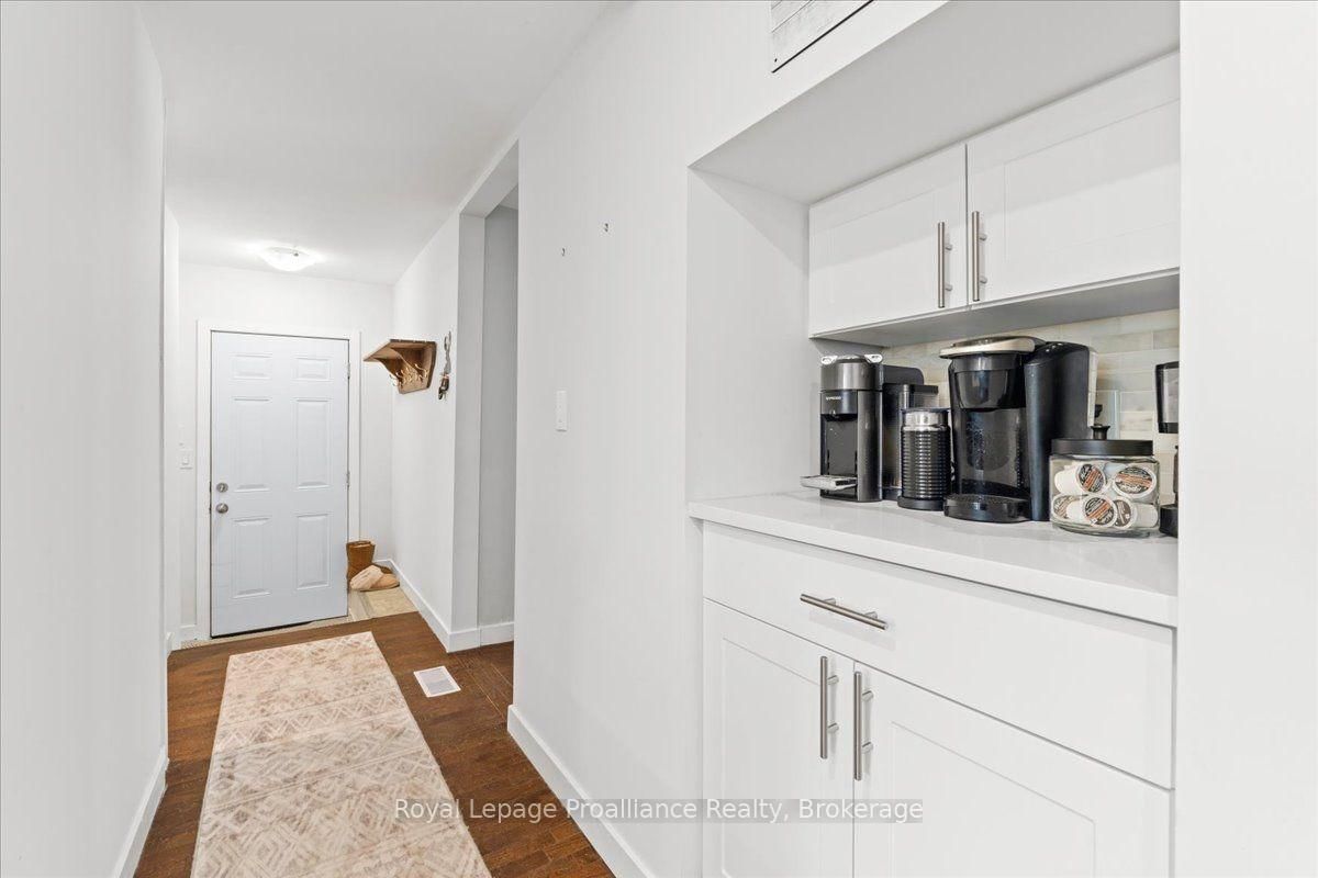 2307 County Rd 3 • Prince Edward County, ON photo 10