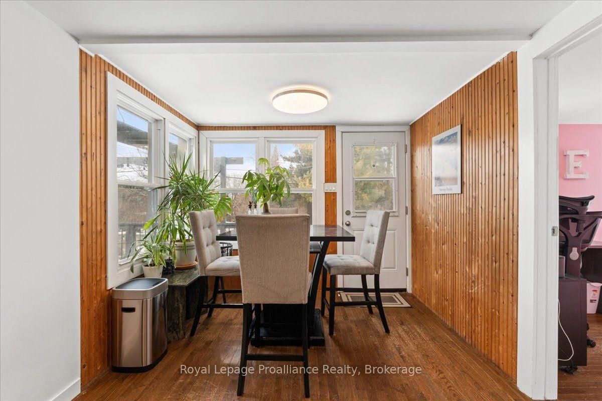 2307 County Rd 3 • Prince Edward County, ON photo 17