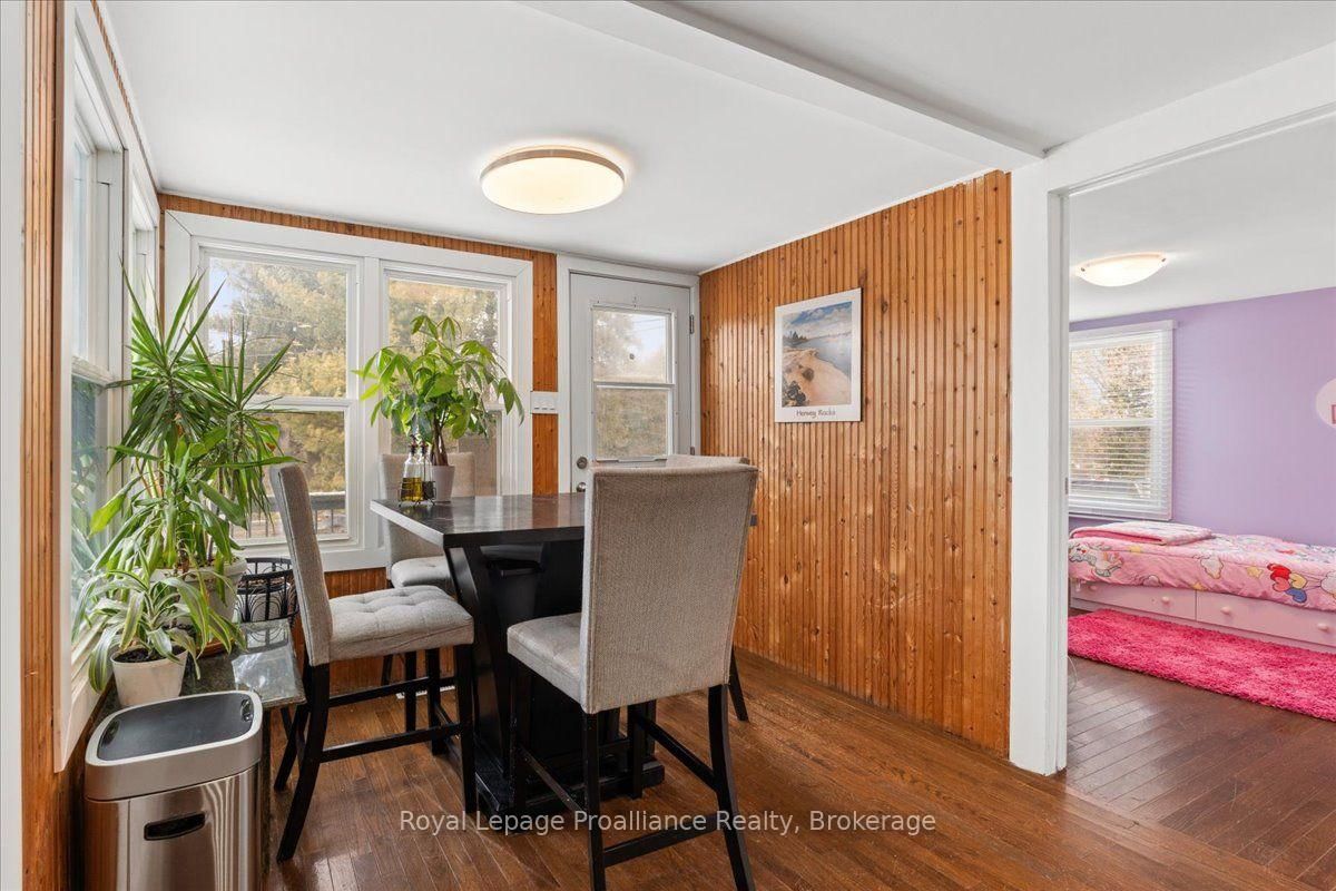 2307 County Rd 3 • Prince Edward County, ON photo 18