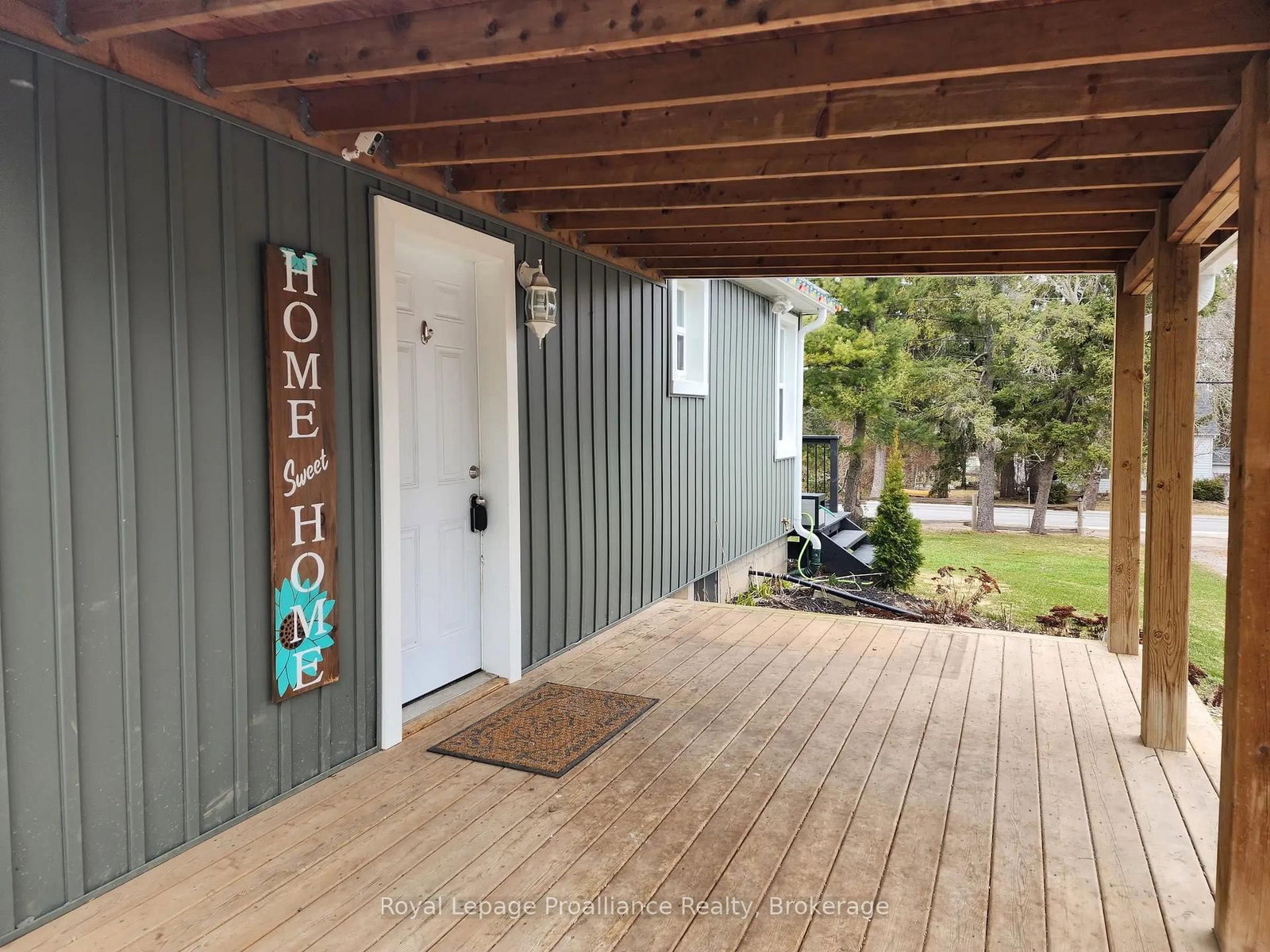 2307 County Rd 3 • Prince Edward County, ON photo 2