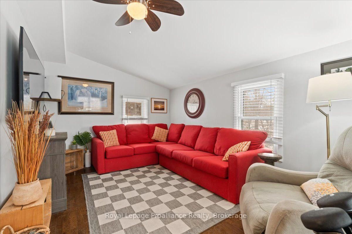 2307 County Rd 3 • Prince Edward County, ON photo 21