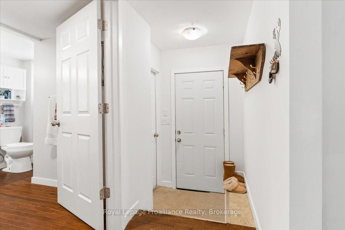 2307 County Rd 3 • Prince Edward County, ON photo 25