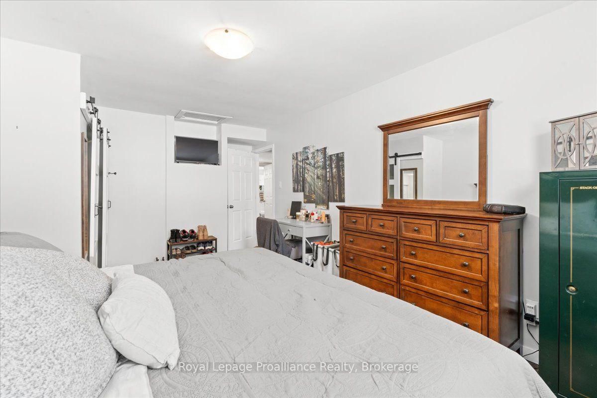 2307 County Rd 3 • Prince Edward County, ON photo 7