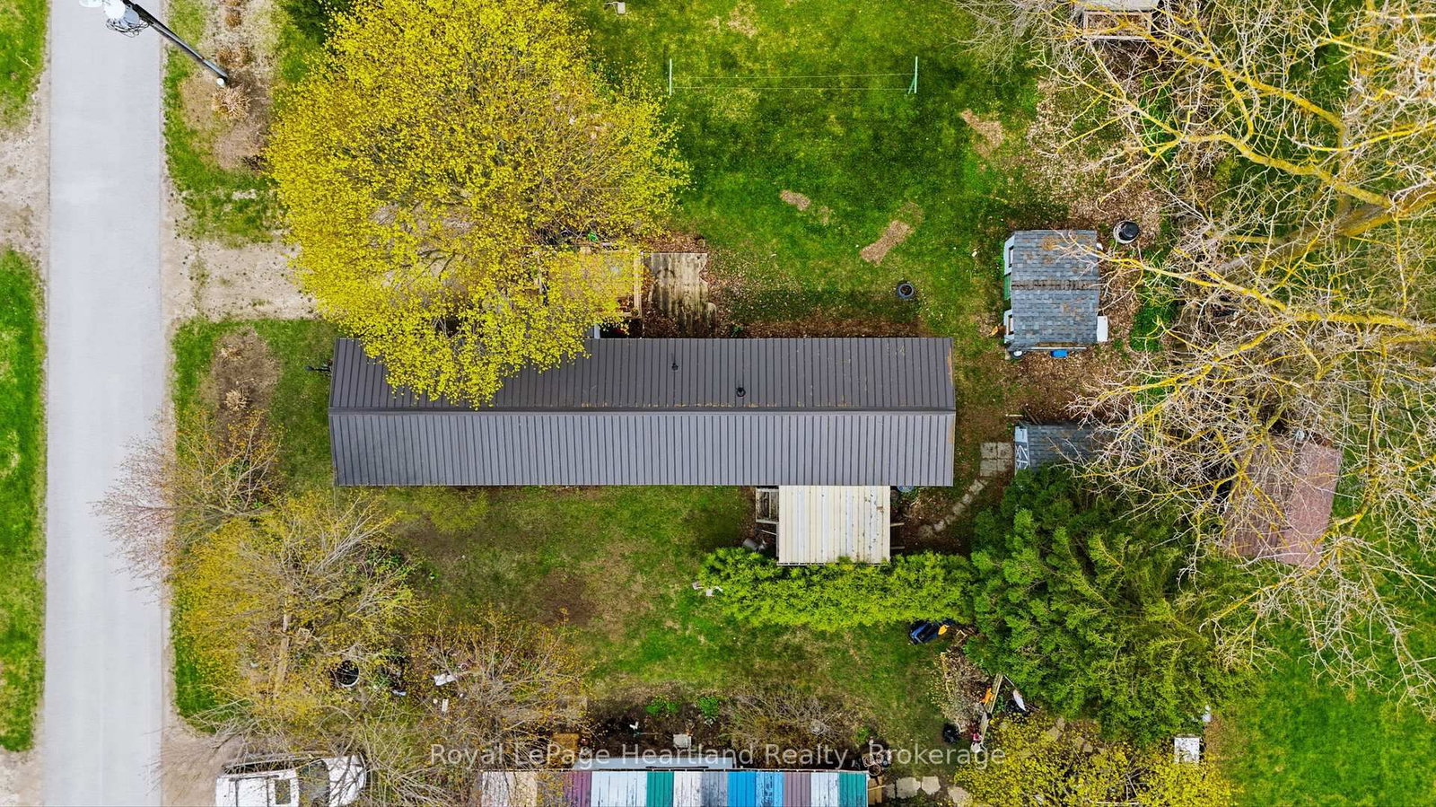 5 Trailer Park Road • Howick, ON photo 3