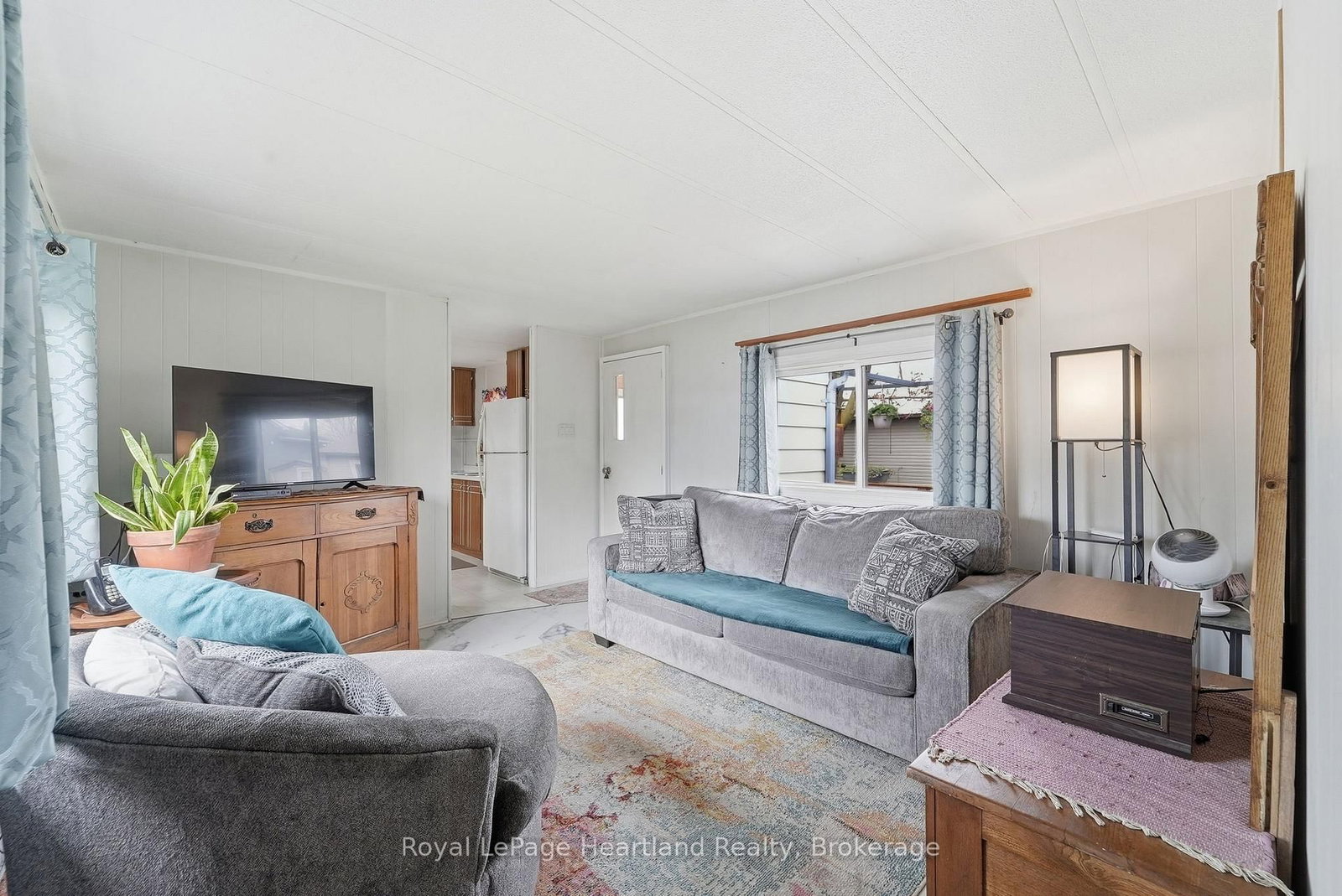 5 Trailer Park Road • Howick, ON photo 4