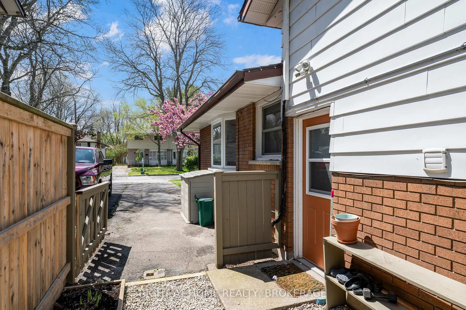 6763 Wilinger Street • Niagara Falls, ON photo 32