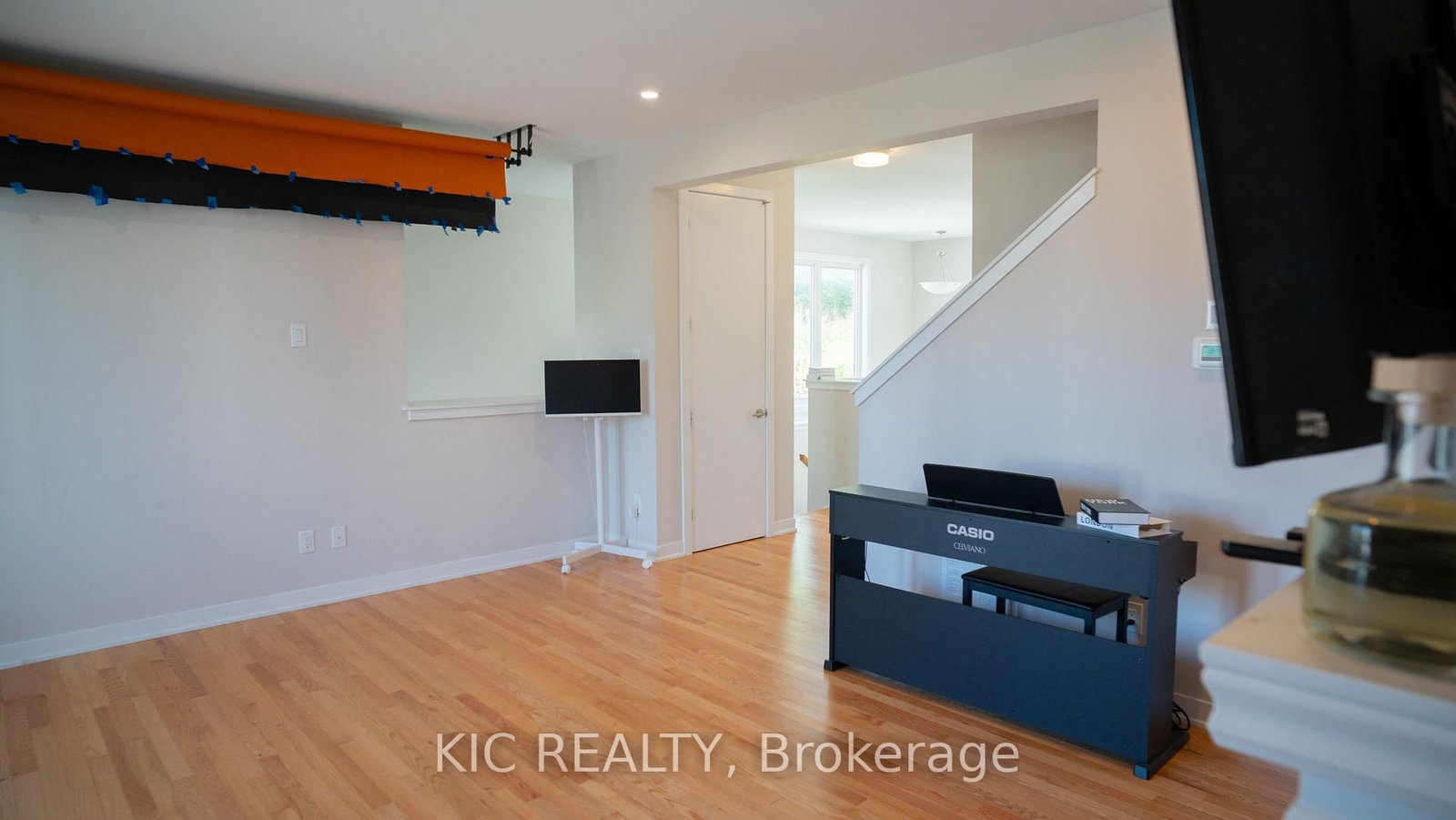 352 Appalachian Circle • Ottawa, ON photo 6