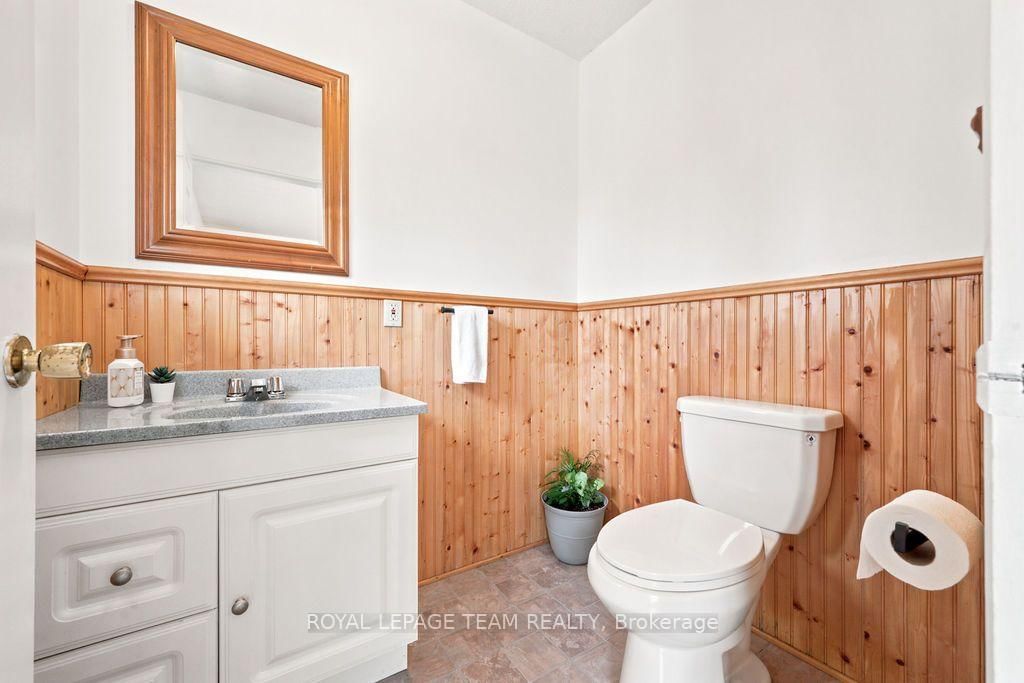13 Springfield Drive • Cobden, ON photo 24