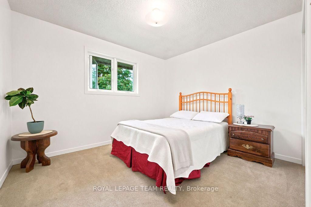 13 Springfield Drive • Cobden, ON photo 33