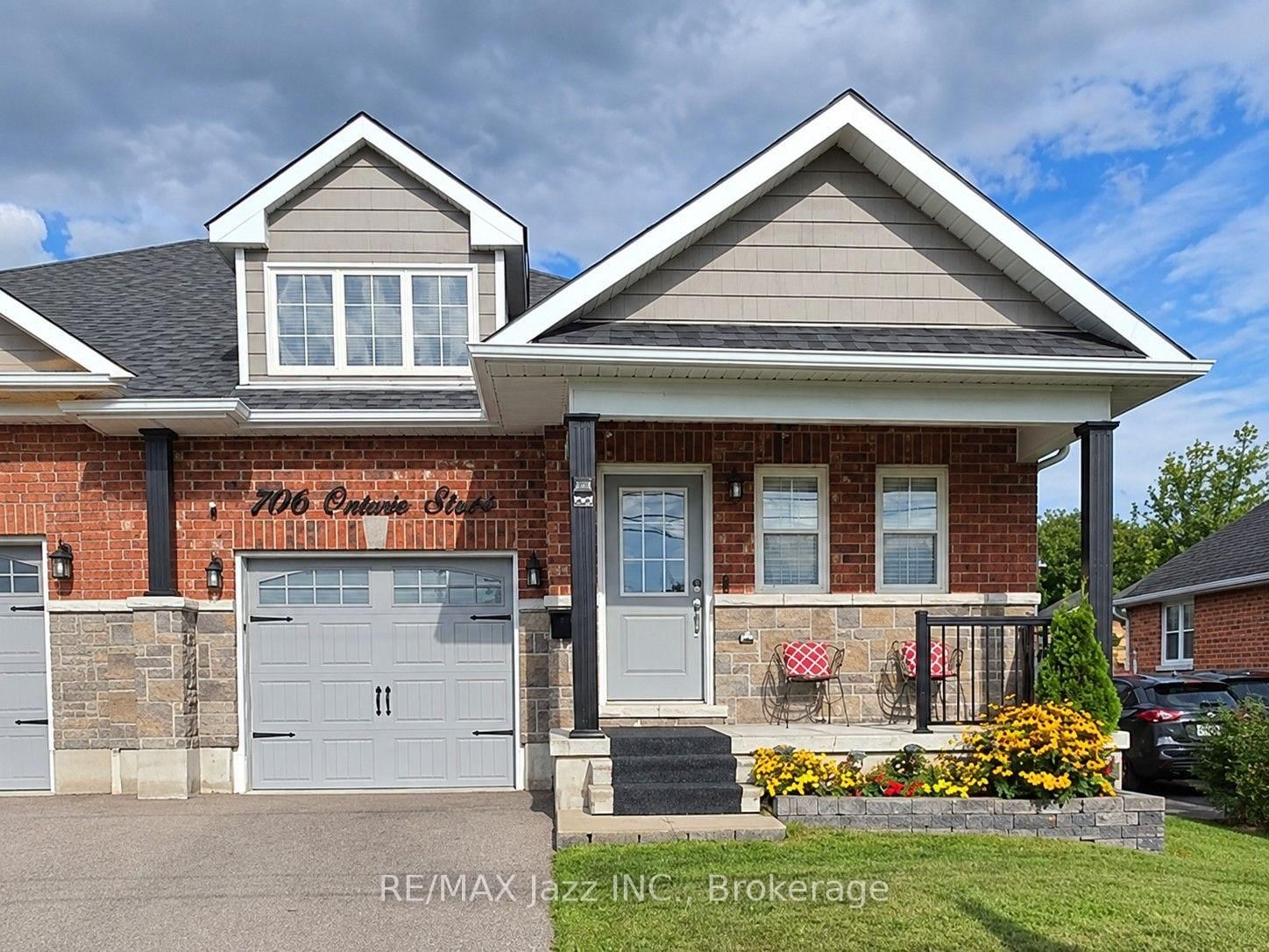 706 Ontario Street • Cobourg, ON photo 1
