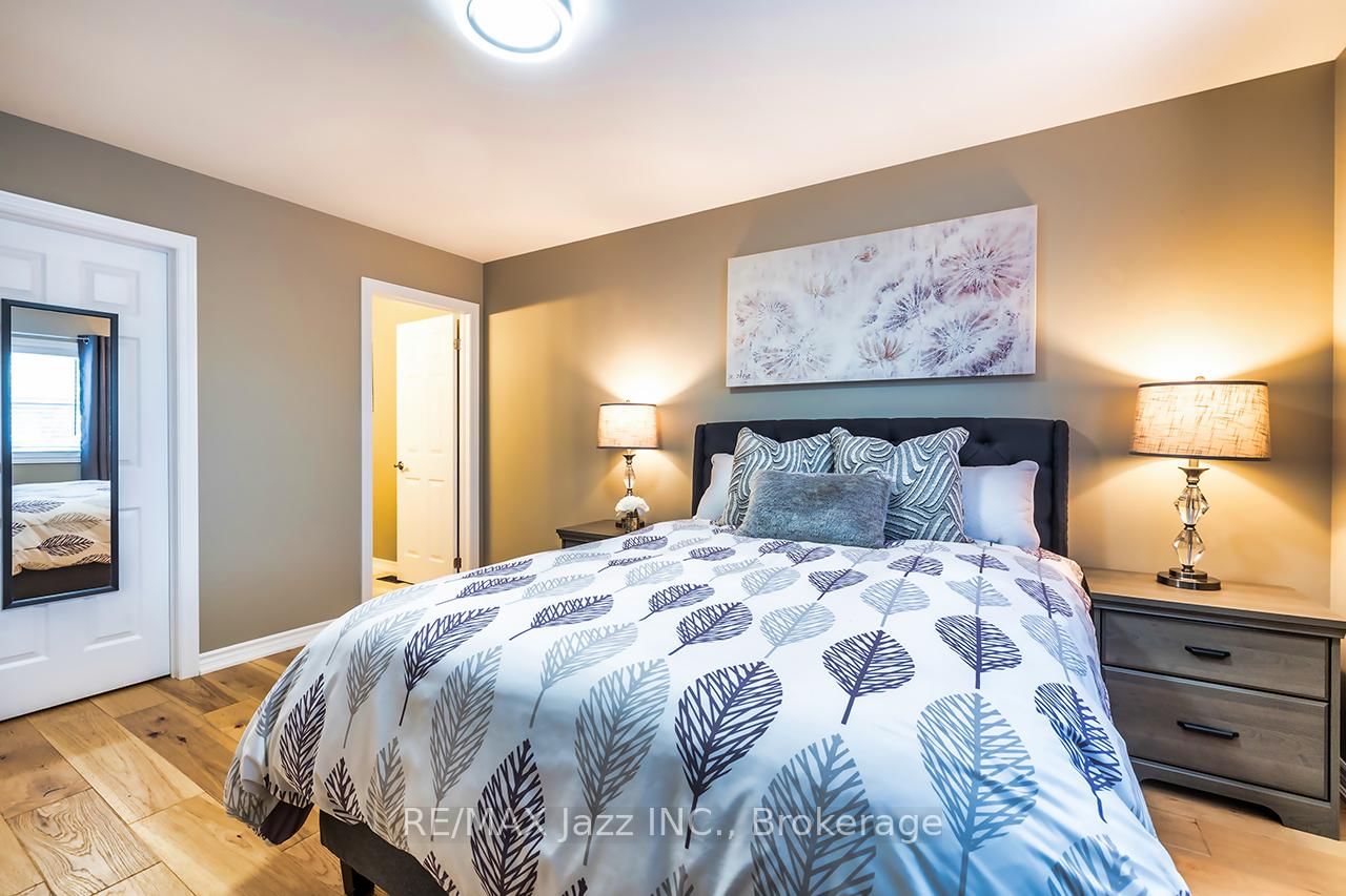 706 Ontario Street • Cobourg, ON photo 18