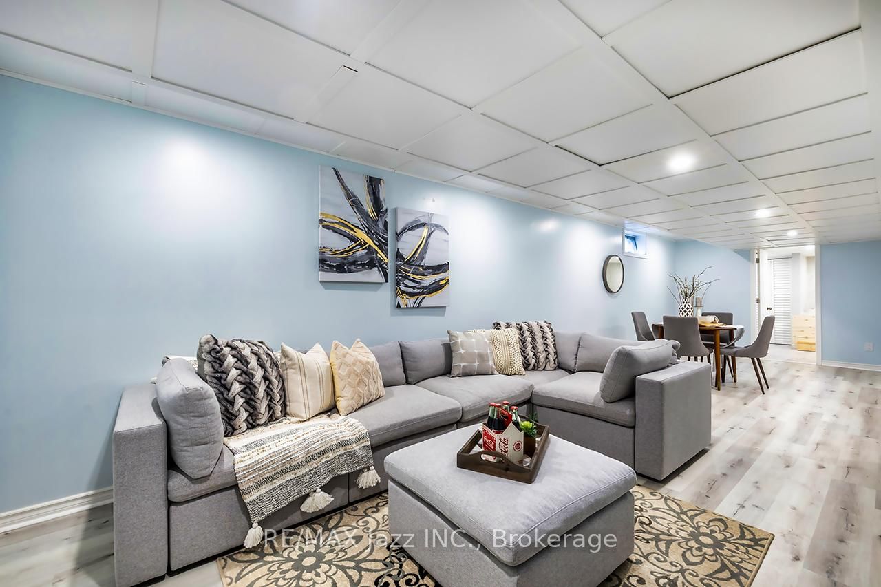 706 Ontario Street • Cobourg, ON photo 23