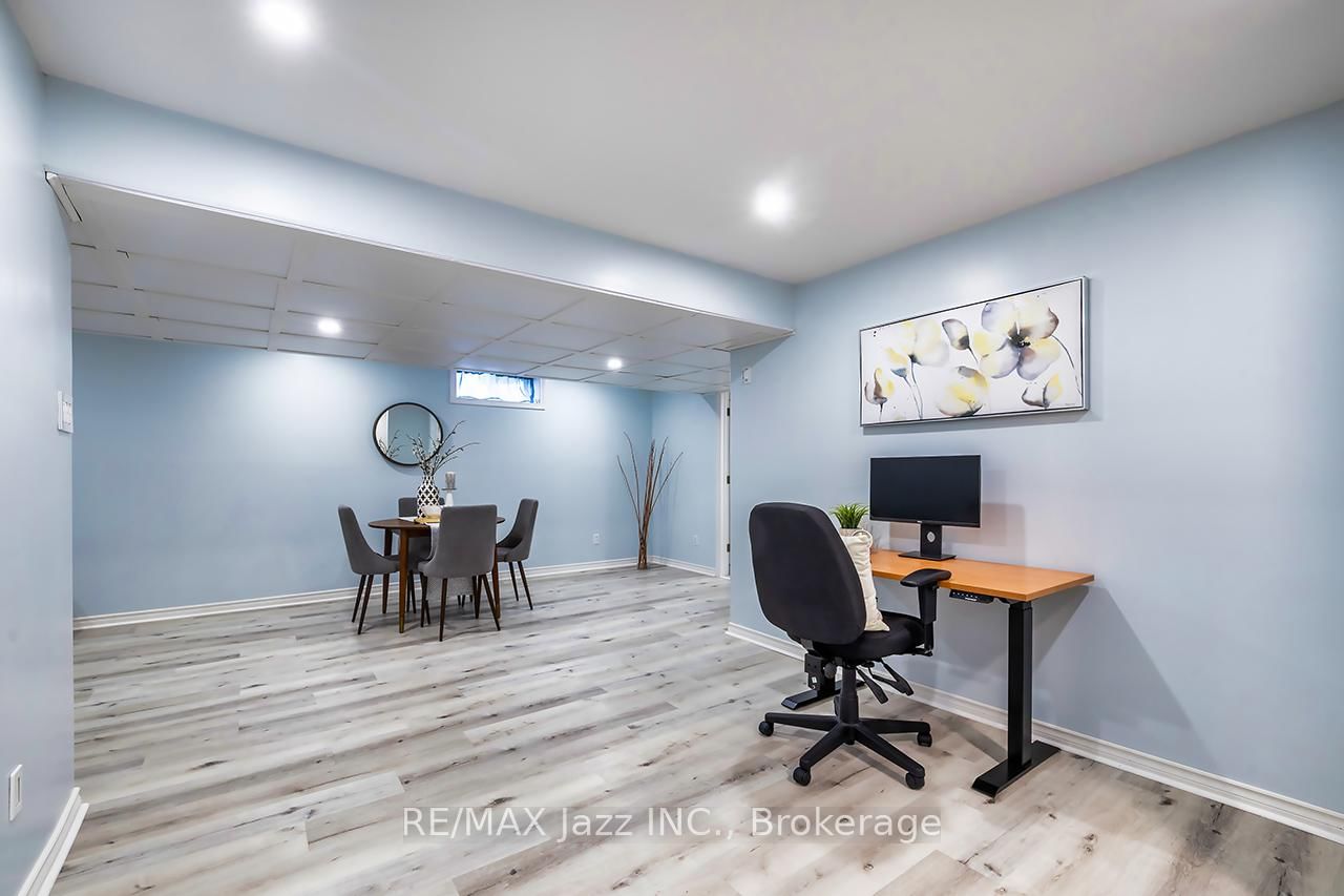 706 Ontario Street • Cobourg, ON photo 25